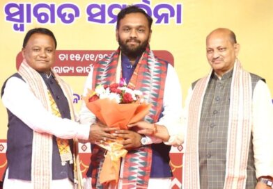 ବିଜୟୀ ପ୍ରାର୍ଥୀ ଜୟ ଢୋଲକିଆଙ୍କୁ ସ୍ବାଗତ ସମ୍ବର୍ଦ୍ଧନା ଦେଲା ବିଜେପି