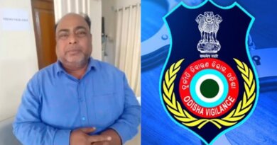 ୨୦ ହଜାର ଟଙ୍କା ଲାଞ୍ଚ ନେଉଥିବା ବେଳେ ଧରାପଡିଲେ RWSS କିରାଣି