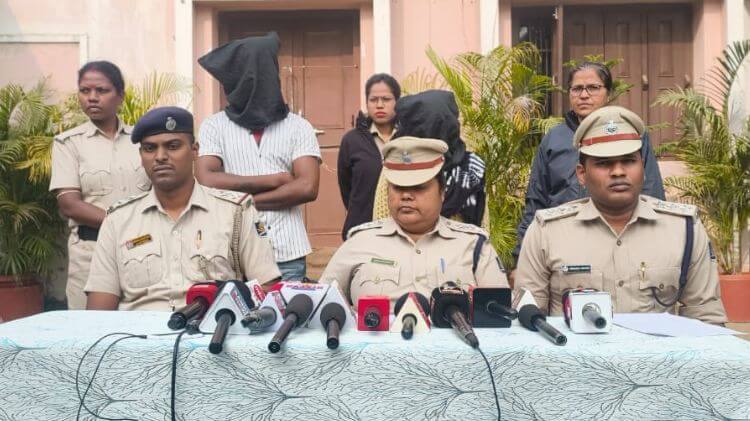 ବାଲେଶ୍ବର ହୋଟେଲ ରୁମରେ ଯୁବକଙ୍କ ହତ୍ୟା ଘଟଣାରେ ବନ୍ଧୁ ଓ ପ୍ରେମିକା ଗିରଫ