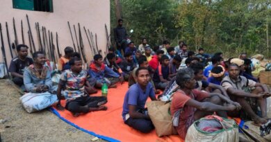 ଶିମିଳିପାଳରେ ୩୯ ଶିକାରୀଙ୍କ ଆତ୍ମସମର୍ପଣ, ୯ ବନ୍ଧୁକ ଓ ୨୦ ଧନୁ ଜବତ