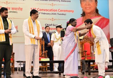 ଫକୀର ମୋହନ ବିଶ୍ୱବିଦ୍ୟାଳୟର ସମାବର୍ତ୍ତନ ସମାରୋହରେ ଯୋଗଦେଲେ ରାଷ୍ଟ୍ରପତି